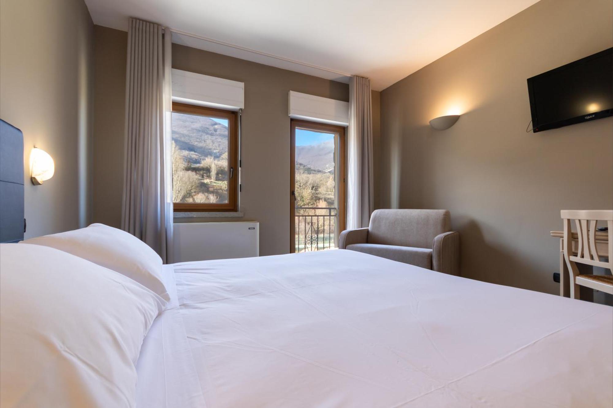 Hotel Don Luis Castel Di Sangro Exteriér fotografie